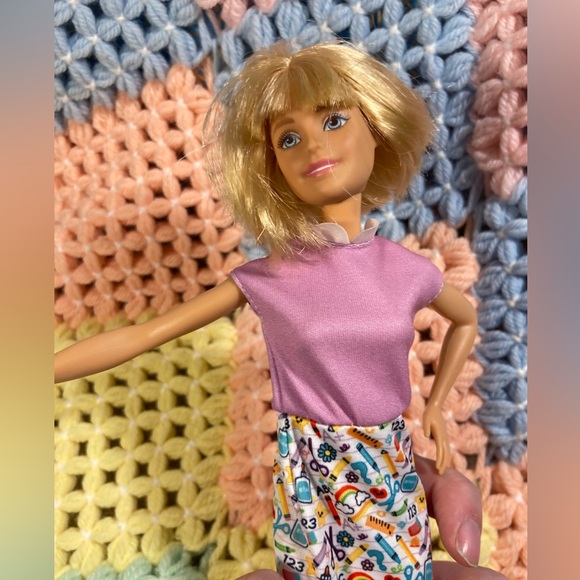 B1G2 - Fashion Doll Barbie Blonde Cut Hair and Bangs - Buy 1, Get 2 FREE - Picture 5 of 11